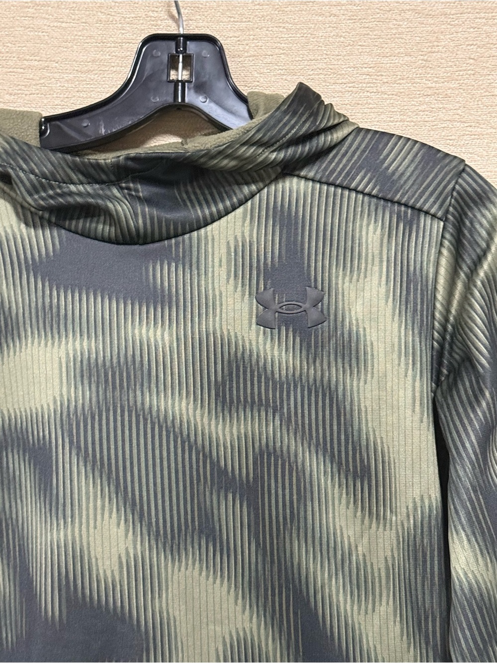 Under Armour Men’s Olive Green Camo Turtleneck Performance Sweater